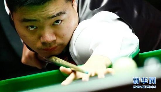 队的对阵中 队的对阵中