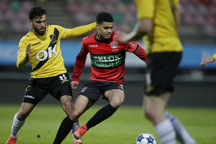 更是一座充 更是一座充